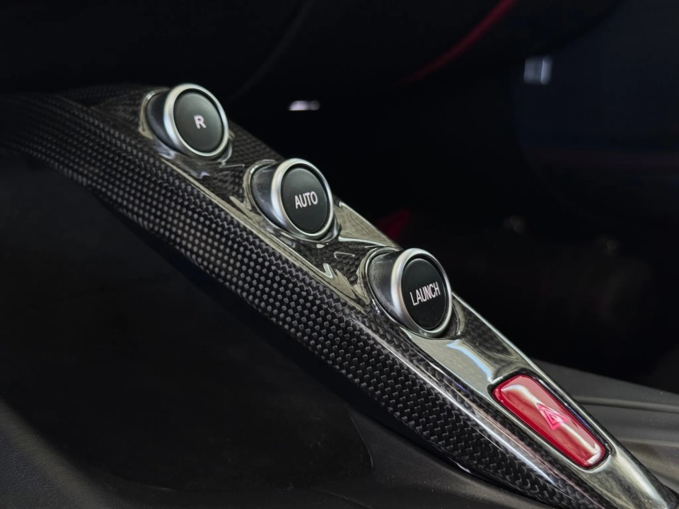 Ferrari 812 Superfast - foto 10