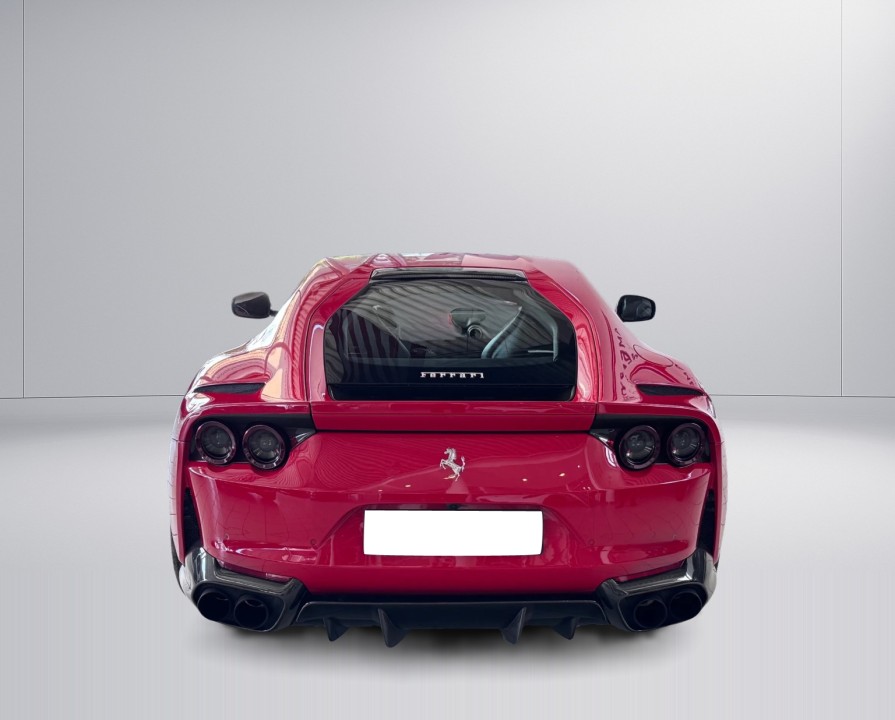 Ferrari 812 Superfast (3)