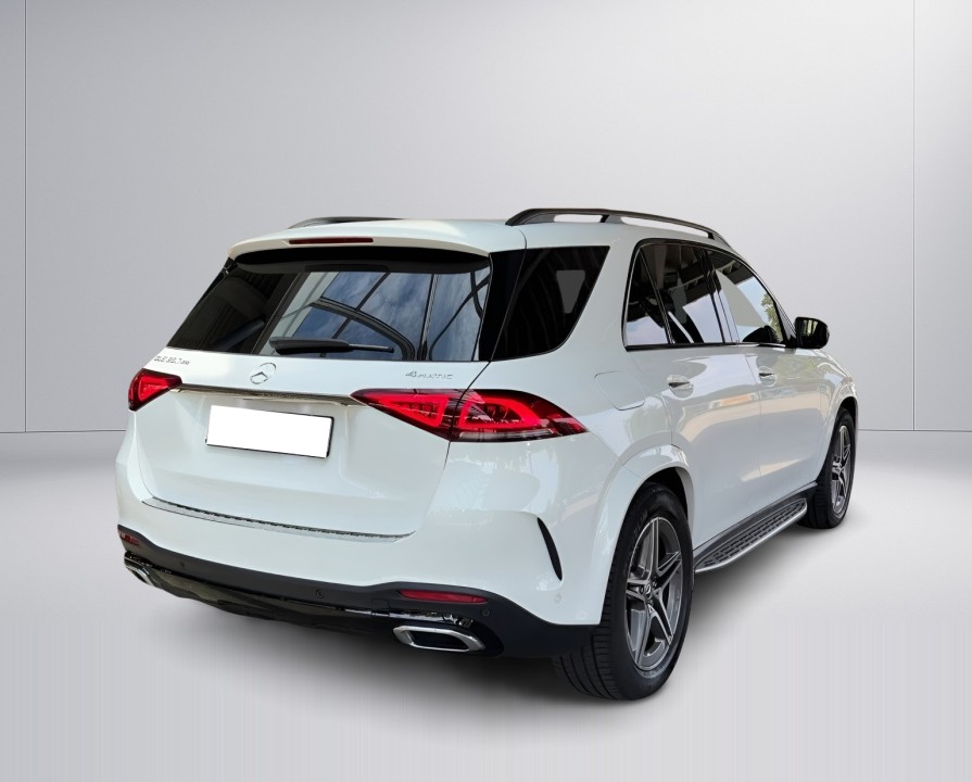 Mercedes-Benz GLE 350de 4MATIC (2)