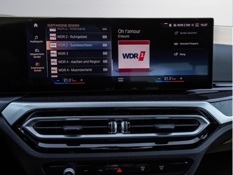 BMW Seria 3 330e xDrive - foto 21