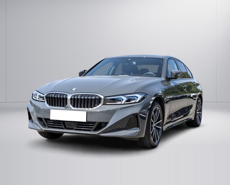 BMW Seria 3 330e xDrive (5)