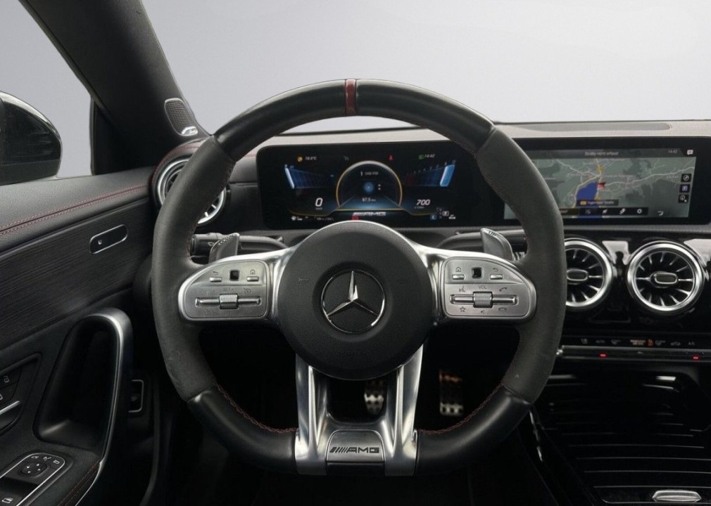 Mercedes-Benz CLA 35 AMG 4MATIC Coupé - foto 10