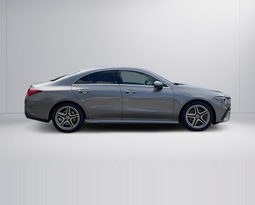Mercedes-Benz CLA 250 4MATIC AMG (2)