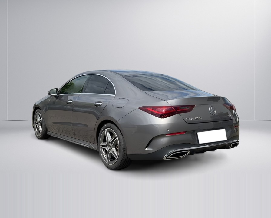 Mercedes-Benz CLA 250 4MATIC AMG (5)