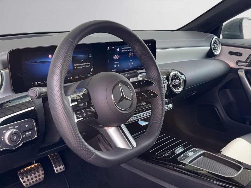 Mercedes-Benz CLA 250 4MATIC AMG - foto 11
