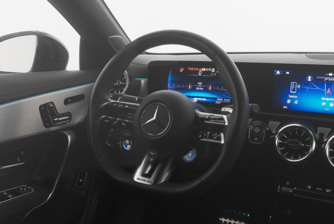 Mercedes-Benz CLA 35 AMG 4MATIC Coupé - foto 11