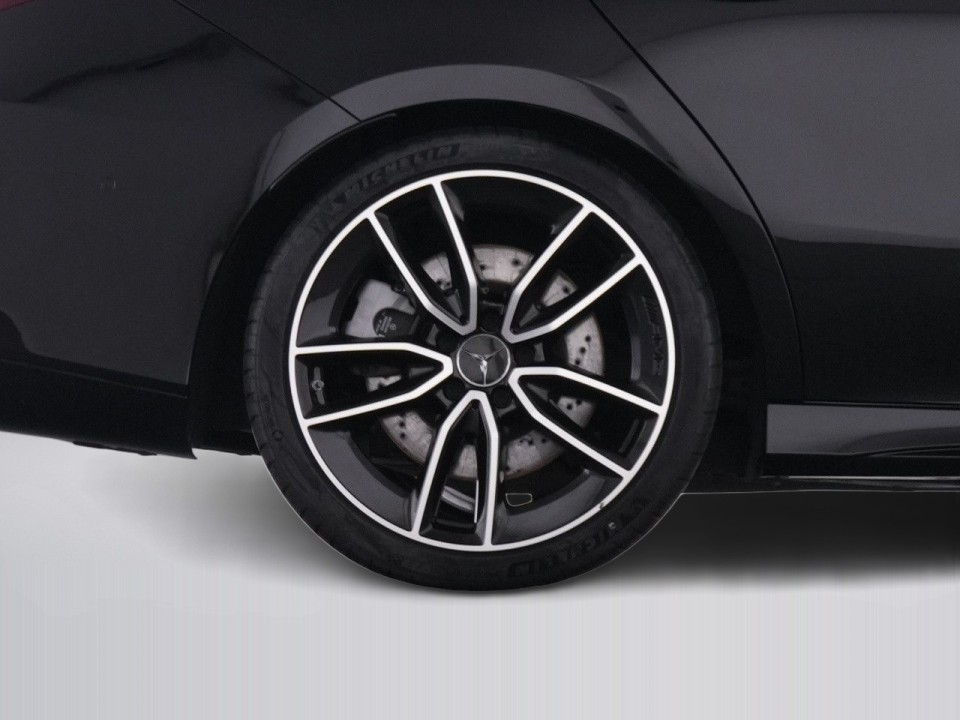Mercedes-Benz CLA 35 AMG 4MATIC Coupé - foto 22