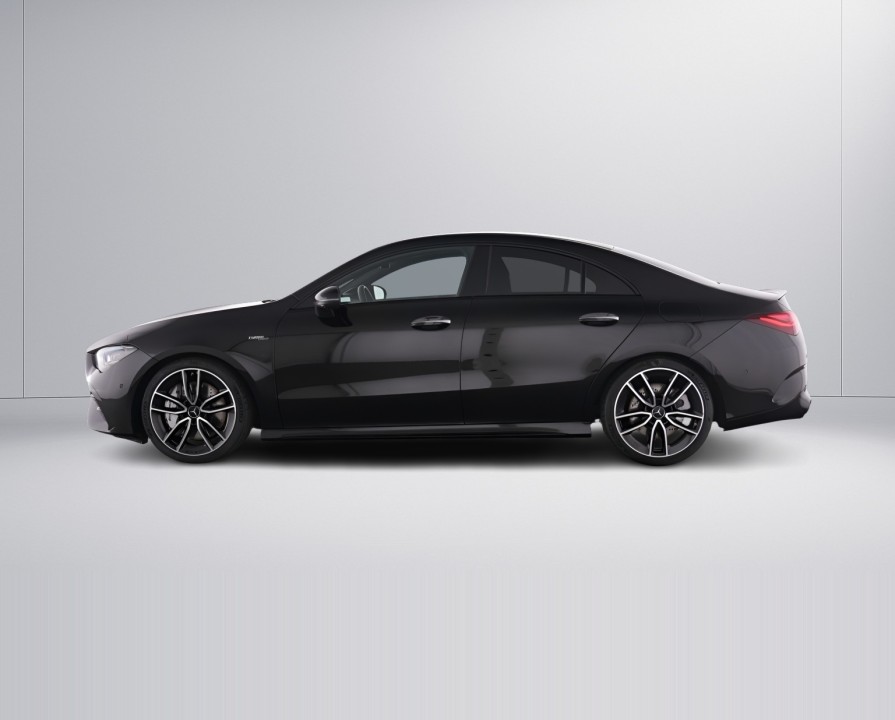 Mercedes-Benz CLA 35 AMG 4MATIC Coupé (4)