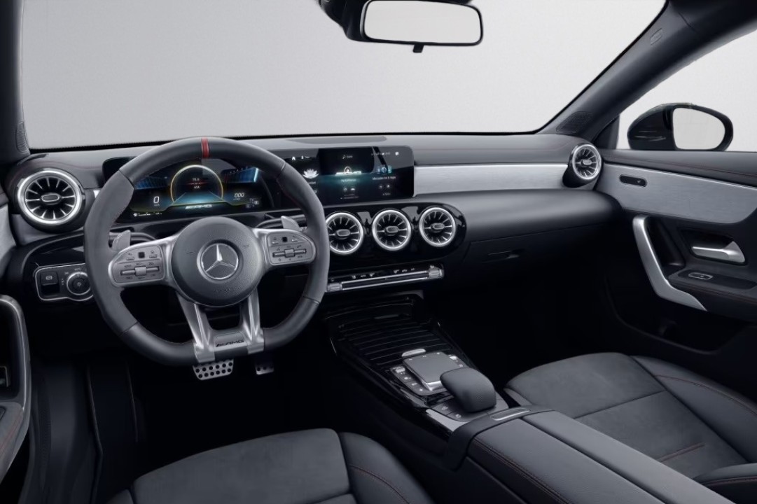 Mercedes-Benz CLA 35 AMG 4MATIC Coupé - foto 6