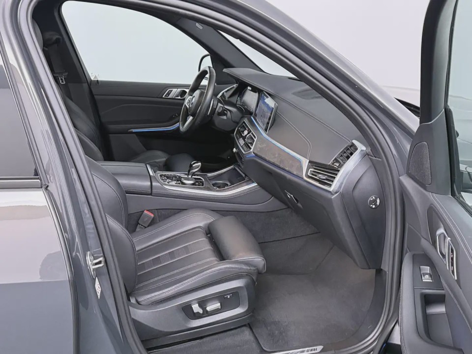 BMW X5 xDrive45e - foto 12