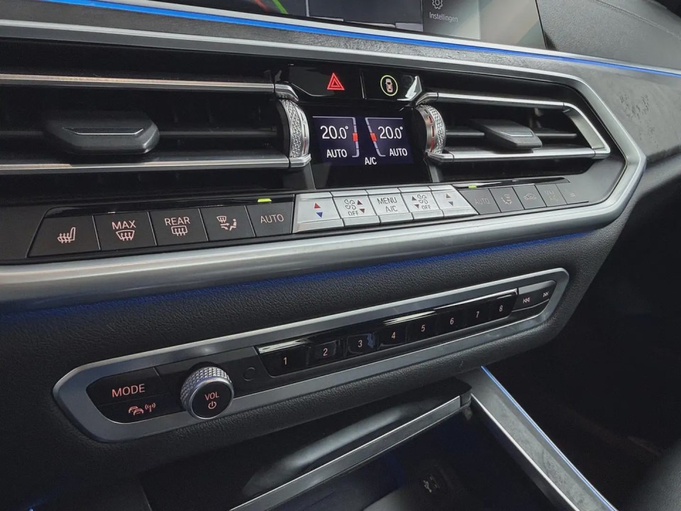 BMW X5 xDrive45e - foto 30