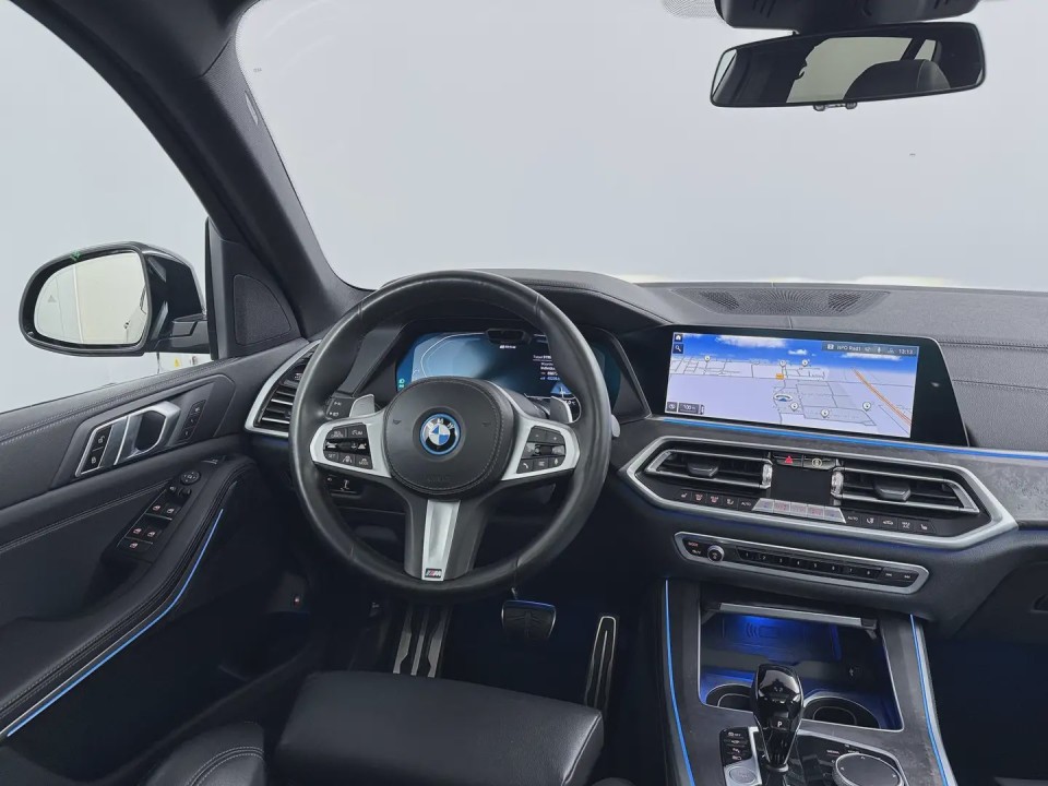 BMW X5 xDrive45e - foto 15