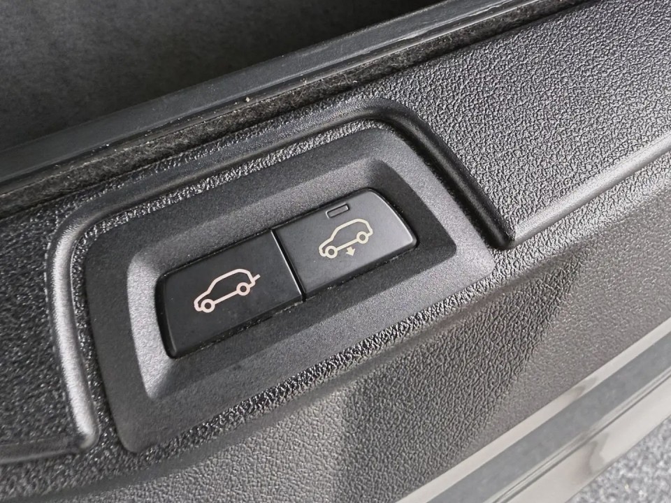 BMW X5 xDrive45e - foto 18