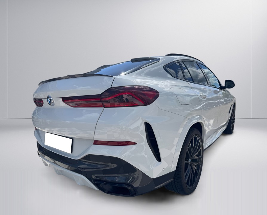 BMW X6 40i M-Sport (3)