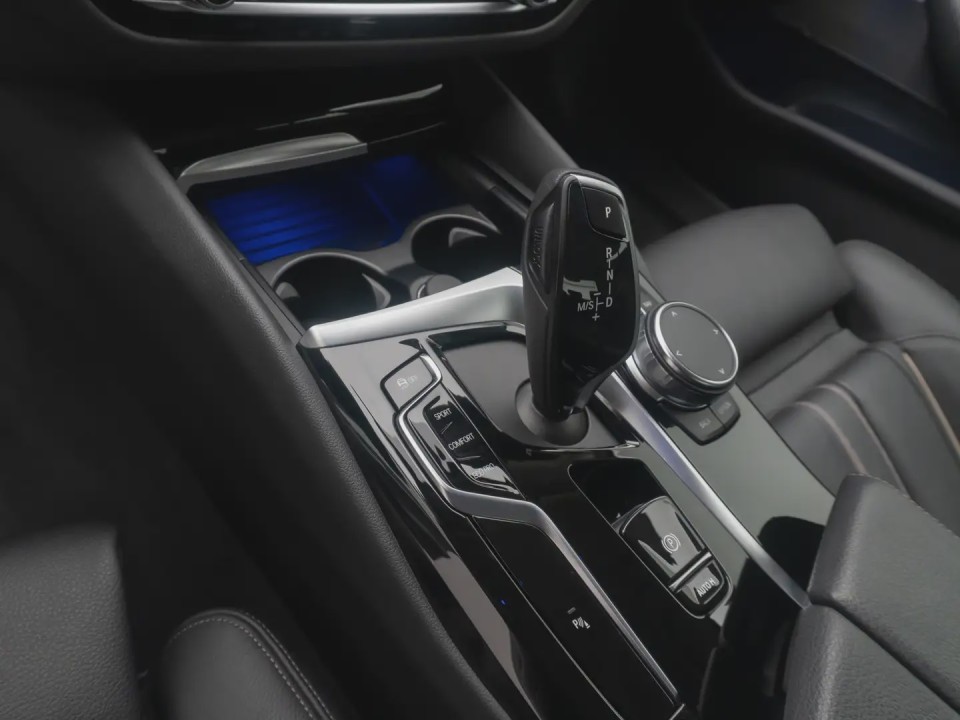 BMW Seria 5 530 M-Sport - foto 26