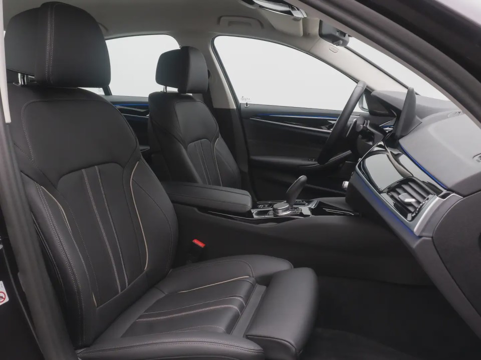 BMW Seria 5 530 M-Sport - foto 19
