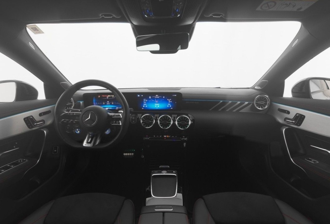 Mercedes-Benz CLA 35 AMG 4MATIC Coupé - foto 11