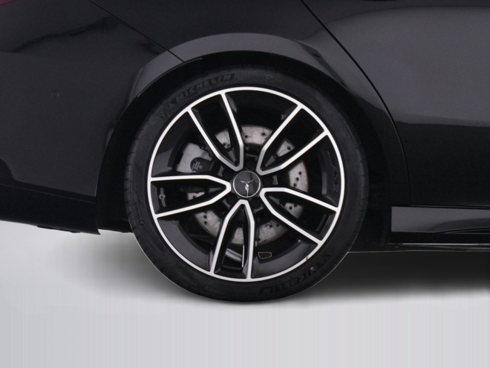 Mercedes-Benz CLA 35 AMG 4MATIC Coupé - foto 22