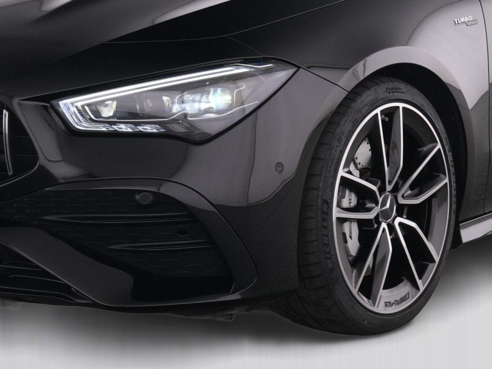 Mercedes-Benz CLA 35 AMG 4MATIC Coupé - foto 17
