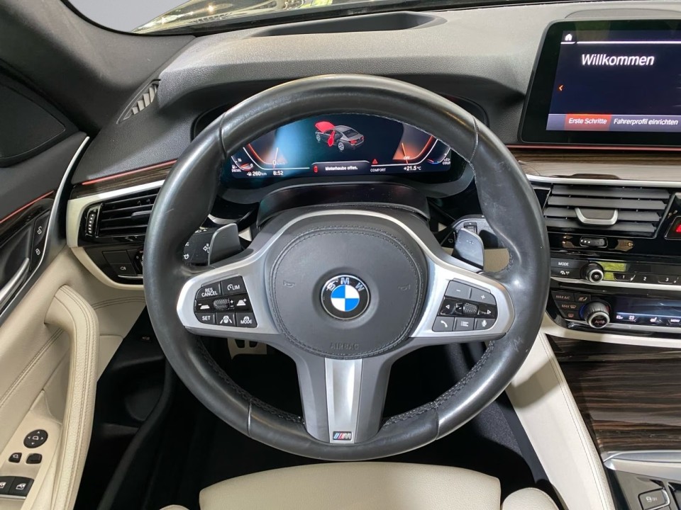 BMW Seria 5 530d xDrive M-Sport - foto 6
