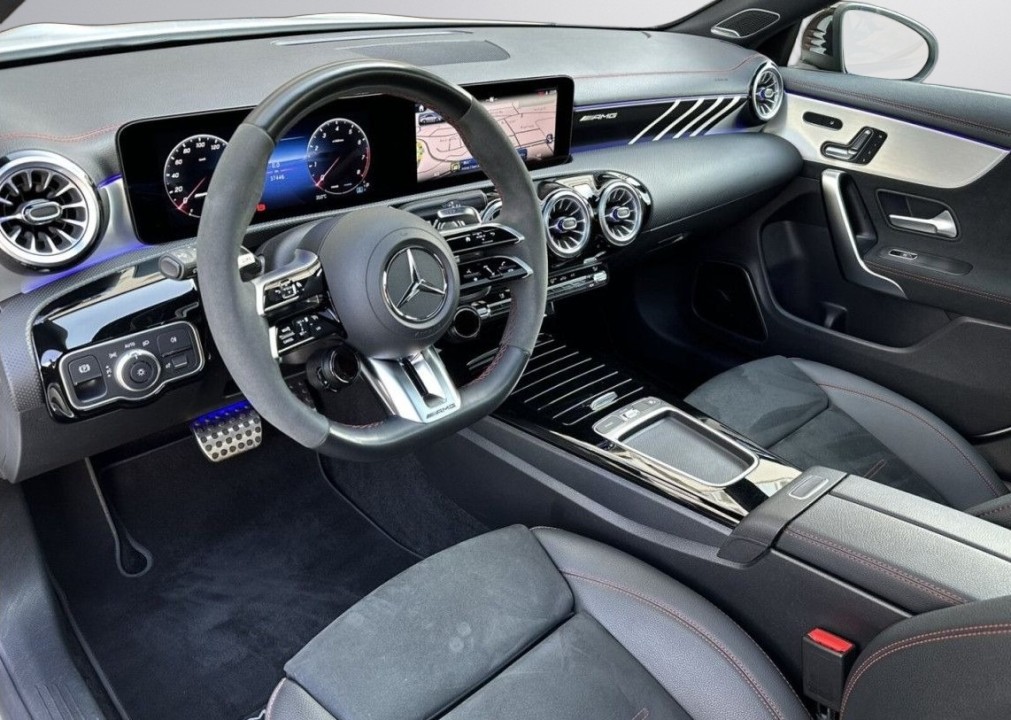 Mercedes-Benz CLA 35 AMG 4MATIC Coupé - foto 15
