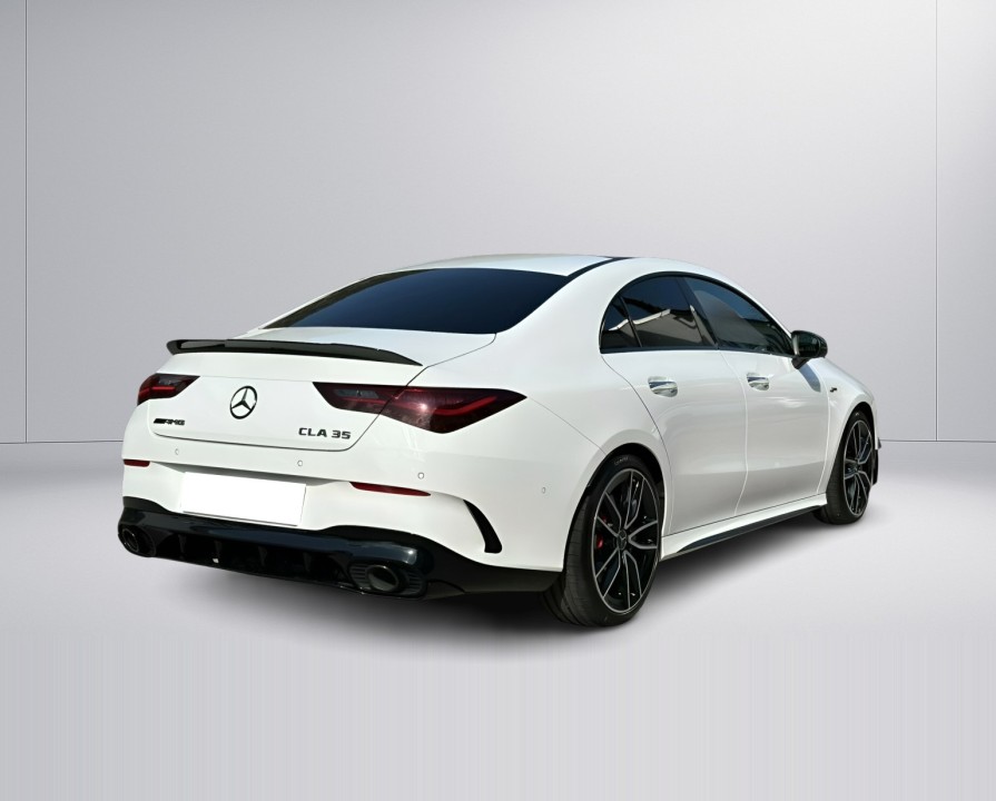 Mercedes-Benz CLA 35 AMG 4MATIC Coupé (2)