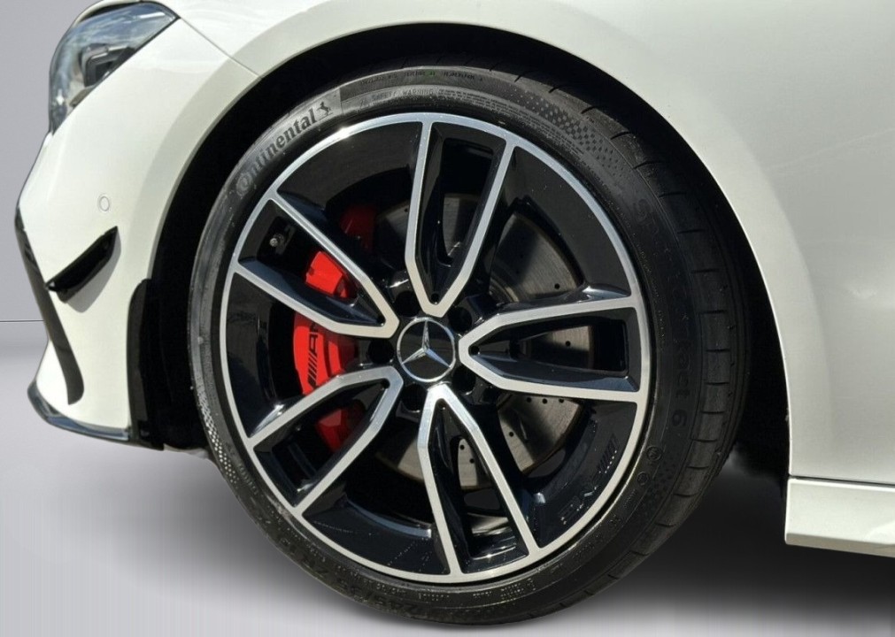 Mercedes-Benz CLA 35 AMG 4MATIC Coupé - foto 29