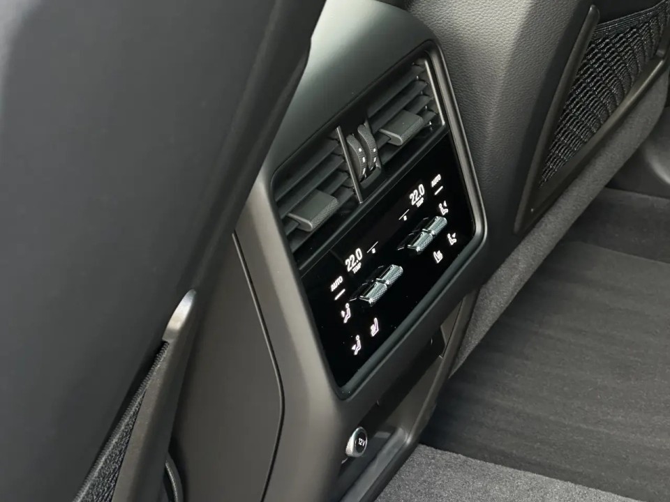 Porsche Cayenne S E-Hybrid - foto 19