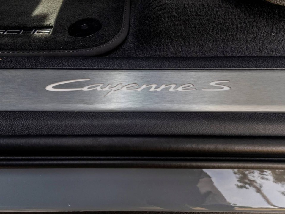 Porsche Cayenne S E-Hybrid - foto 23