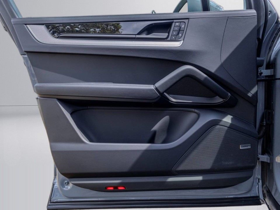 Porsche Cayenne S E-Hybrid - foto 30