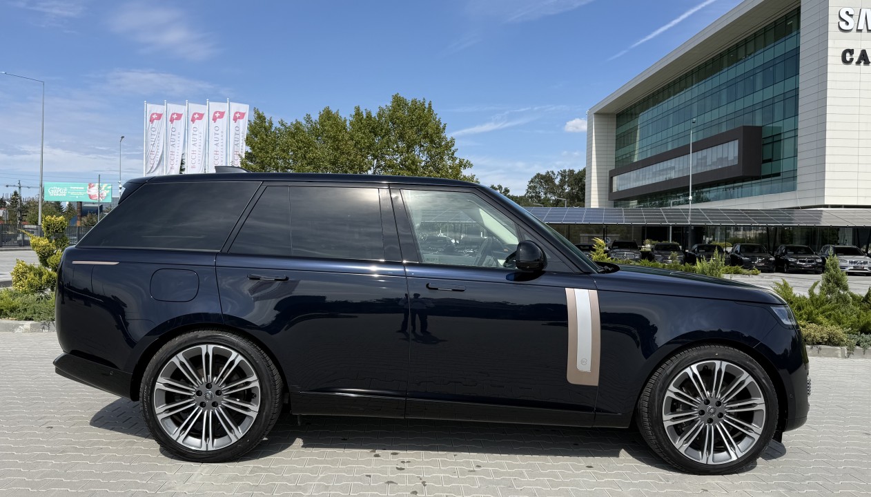 Land Rover Range Rover SV P615 (2)