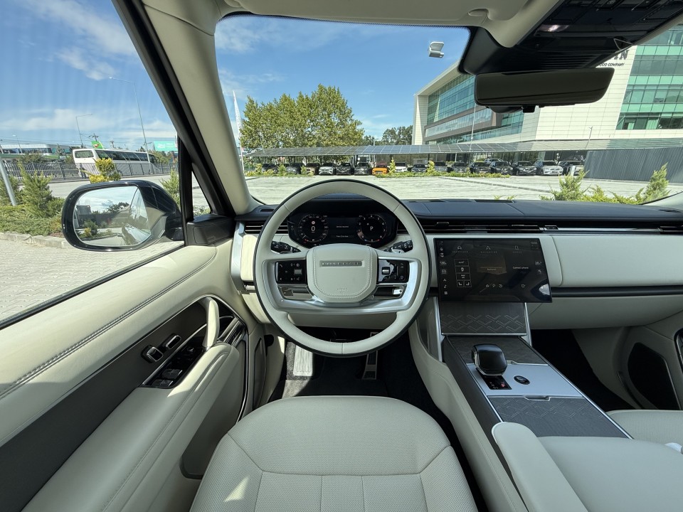 Land Rover Range Rover SV P615 - foto 23
