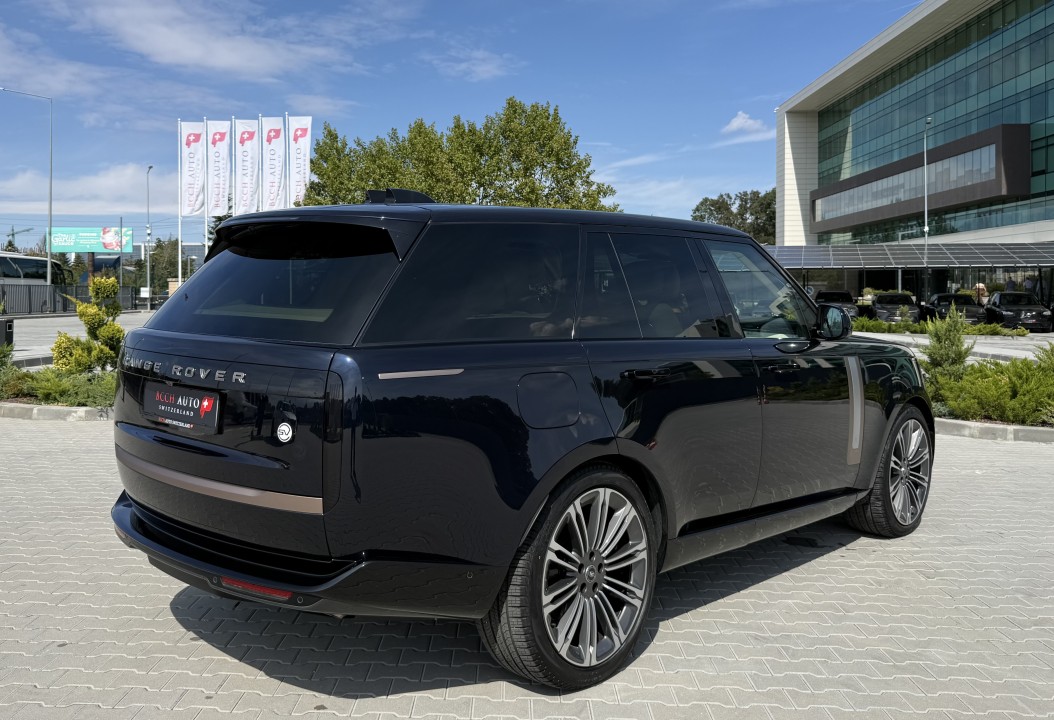 Land Rover Range Rover SV P615 (3)