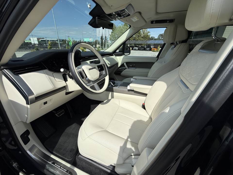 Land Rover Range Rover SV P615 - foto 10