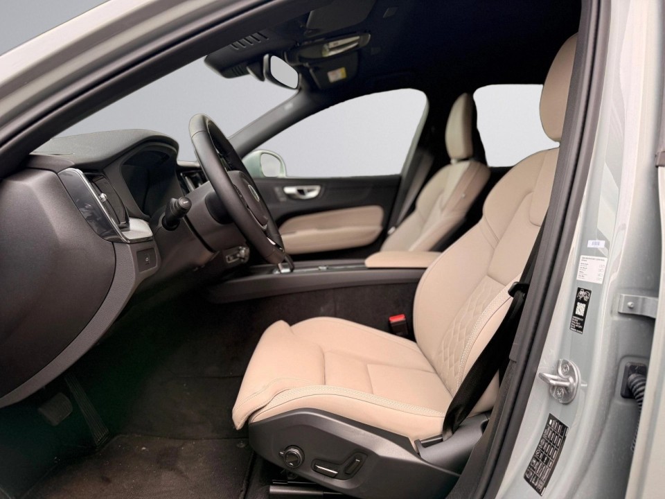 Volvo XC 60 - foto 13
