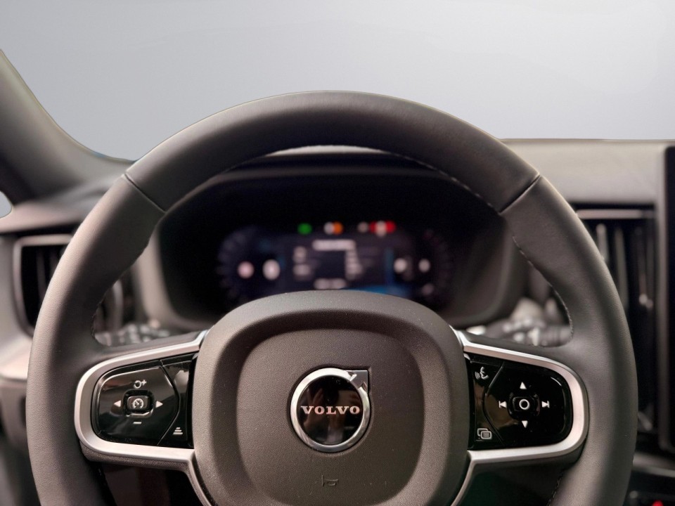 Volvo XC 60 - foto 12