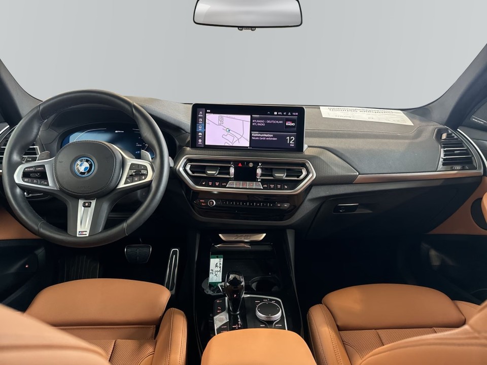 BMW X3 xDrive30e - foto 12