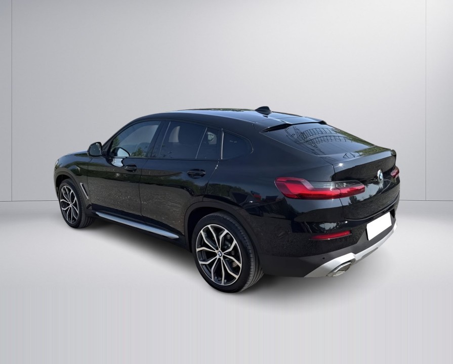 BMW X4 xDrive 30i (3)