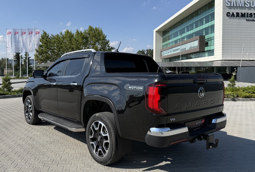 Volkswagen Amarok Aventura V6 (5)