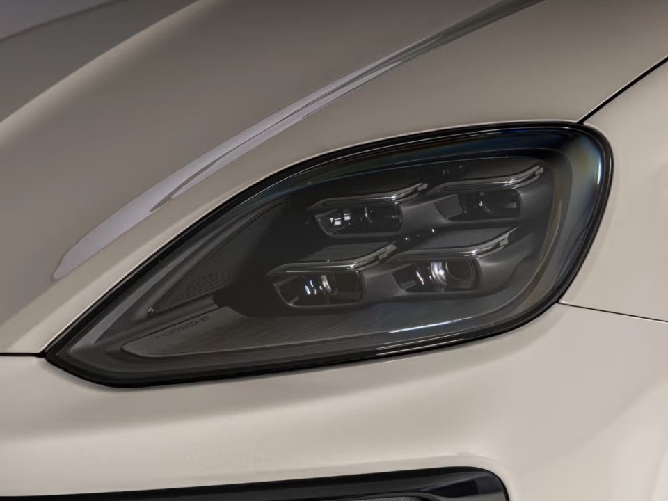 Porsche Cayenne E-Hybrid - foto 22