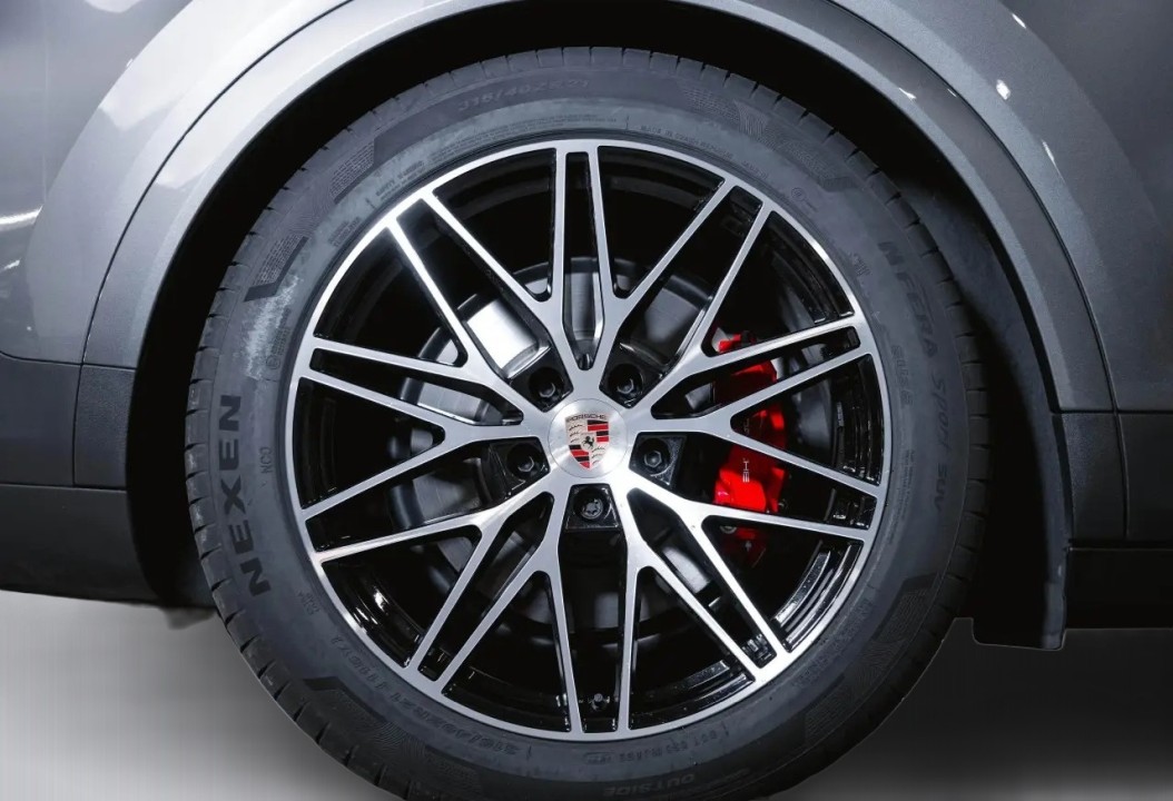 Porsche Cayenne S E-Hybrid - foto 42