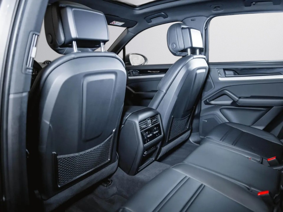 Porsche Cayenne S E-Hybrid - foto 26