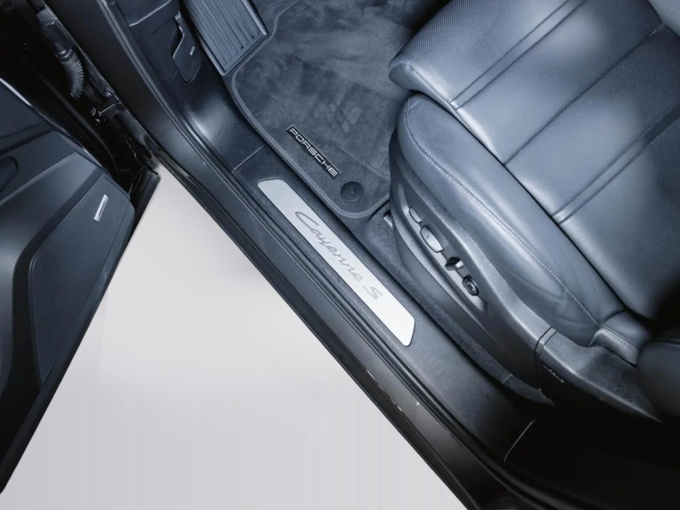 Porsche Cayenne S E-Hybrid - foto 30