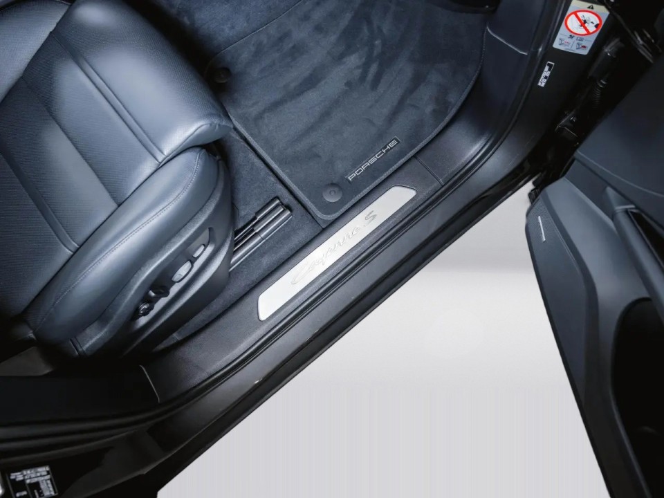 Porsche Cayenne S E-Hybrid - foto 31