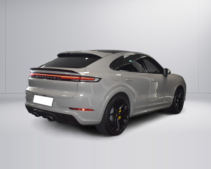 Porsche Cayenne Coupe E-Hybrid (4)