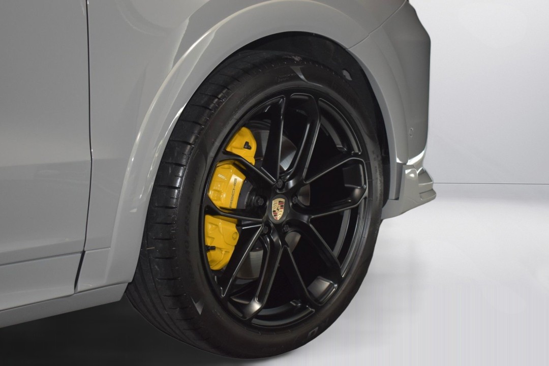 Porsche Cayenne Coupe E-Hybrid - foto 22