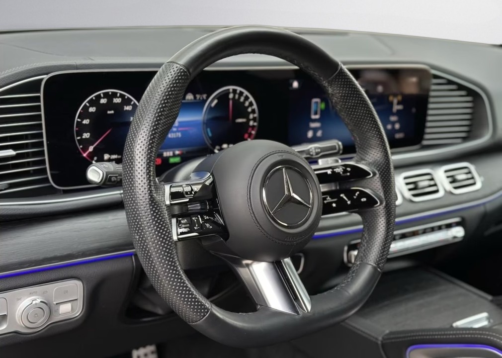Mercedes-Benz GLE Coupé 400e 4MATIC AMG - foto 9