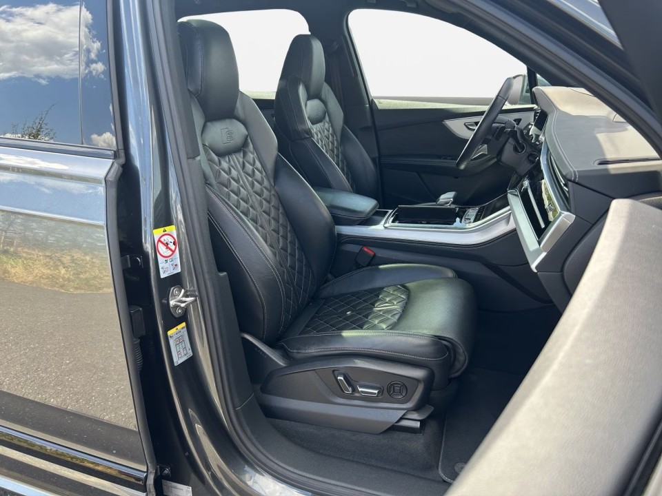 Audi Q7 55 TFSI Quattro S-line - foto 9