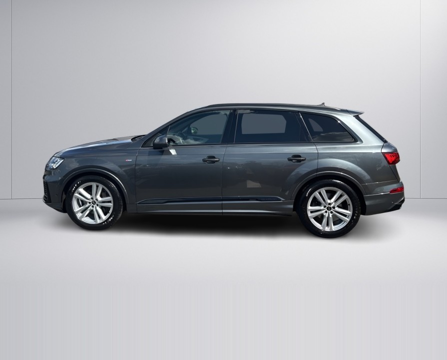 Audi Q7 55 TFSI Quattro S-line (4)