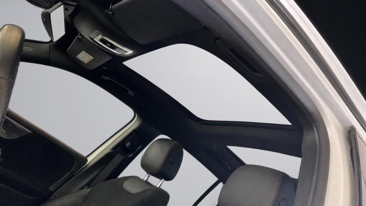 Mercedes-Benz GLB 250 (5)